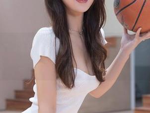 秀人网 – 成都的美好时光：小波多在线分享精彩美图！