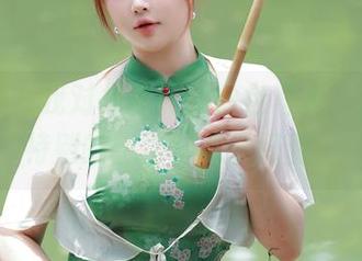 秀人网 – 我对林珊珊的粉色写真，没什么特别的想法，就是好看。