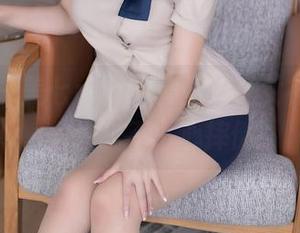 秀人网 – 美七mia的套图：真女神上线，就怕我不小心摔倒