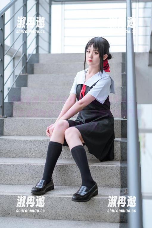 更新警报！更合我胃口的秋楚楚不秃头，贝尔法斯特女仆的图片，这种微妙的气氛让人想多看几眼。