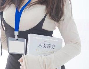 紧急企划 – 抛开传统，小恩的高清纯白写真，带点赌气又纯粹的色彩。