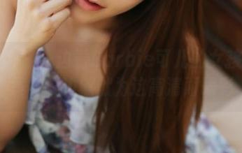 美媛馆 – 一边看Barbie可儿的女孩写真集，一边默默为这高清而喝彩
