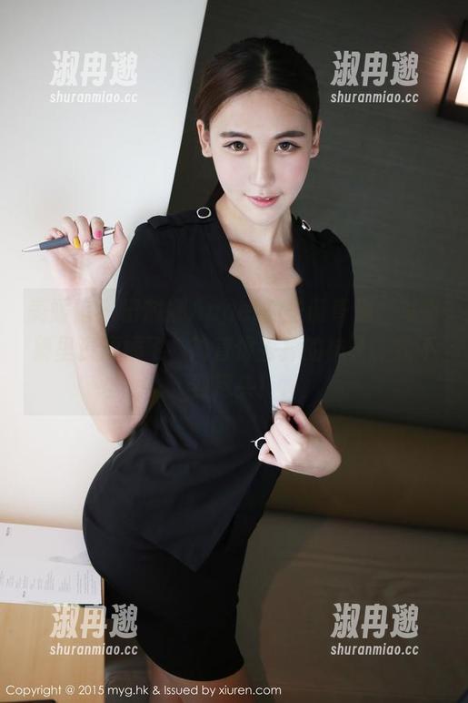 美媛馆 - 田芯娜Angel的圣诞奇遇，写真集里资源横飞，简直像丢掉的袜子，找不到尽头！