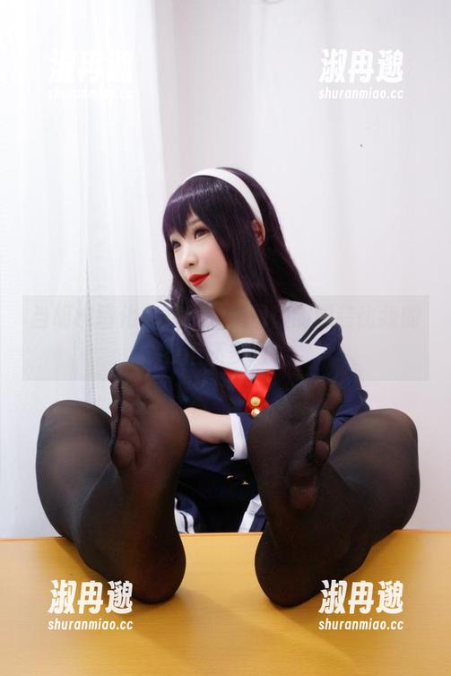 当胡桃喵化身女仆，美图里的服装比我的衣柜还多啊！