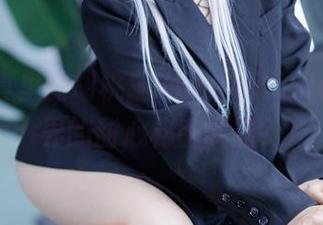私房写真里的胡桃猫Kurumineko，电竞界的甜心秘密武器？