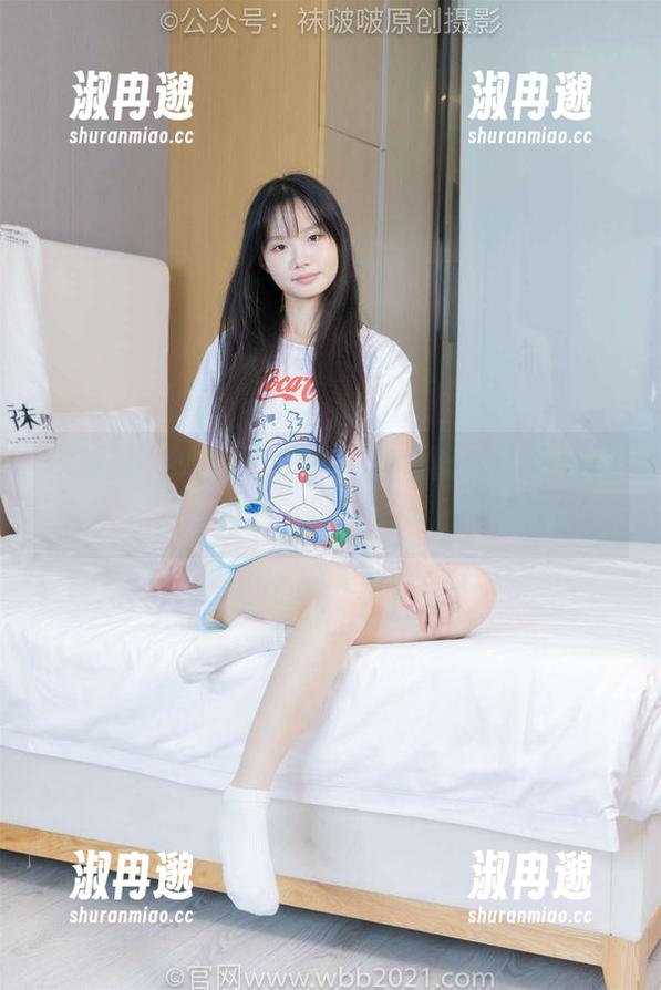 袜啵啵 - 体操服外表下的奶油,高清写真让你迷失其中 袜啵啵 - 体操服外表下的奶油,高清写真让你迷失其中