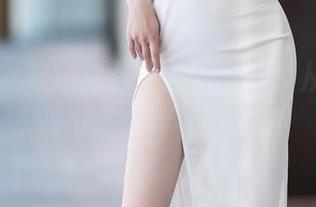 语画界 – 看！徐莉芝的水手服，从网盘里飘出来的青春气息。