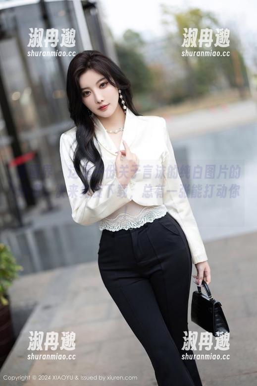 语画界 - 这是一份关于言沫的纯白图片的邀请，快来免费下载，总有一张能打动你！