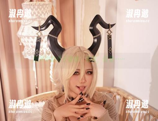 图片中的贞子蜜桃：清纯，但是……