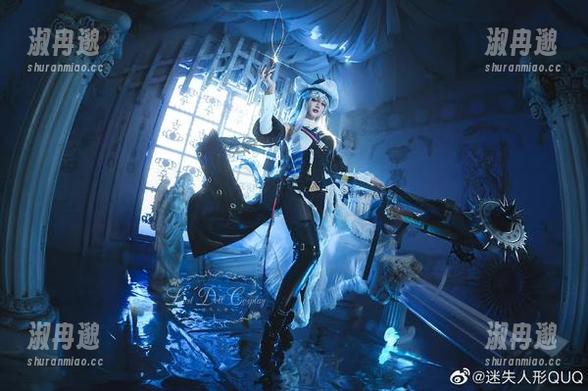 温柔之际，迷失人形QUQCOS合集又是一场无所适从的诱惑。