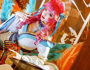 三月祝福大礼包，高清写真里的雯妹不讲道理小女警别有一番风味。