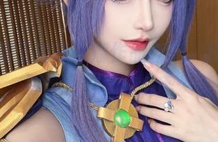 露儿大魔王的菲欧娜作品合集，我就是佩服她这种玩的心态…