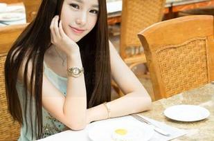 青豆客 – 不用买票，免费看“天使”陈嘉嘉Tiffany的照片，揭开那双隐秘羽翼的扑朔迷离。